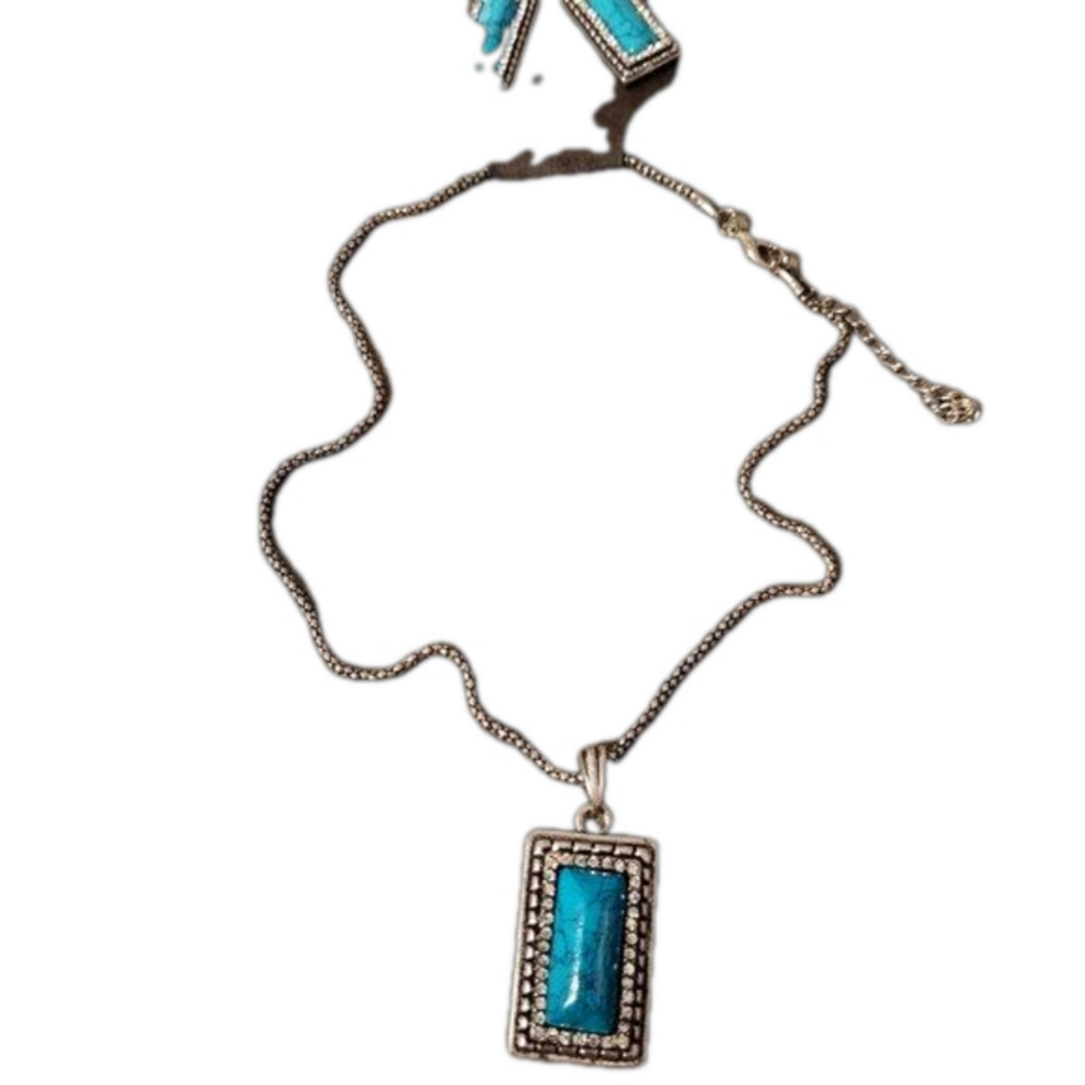 Faux Turquoise and silver tone necklace & earrings, NWOT